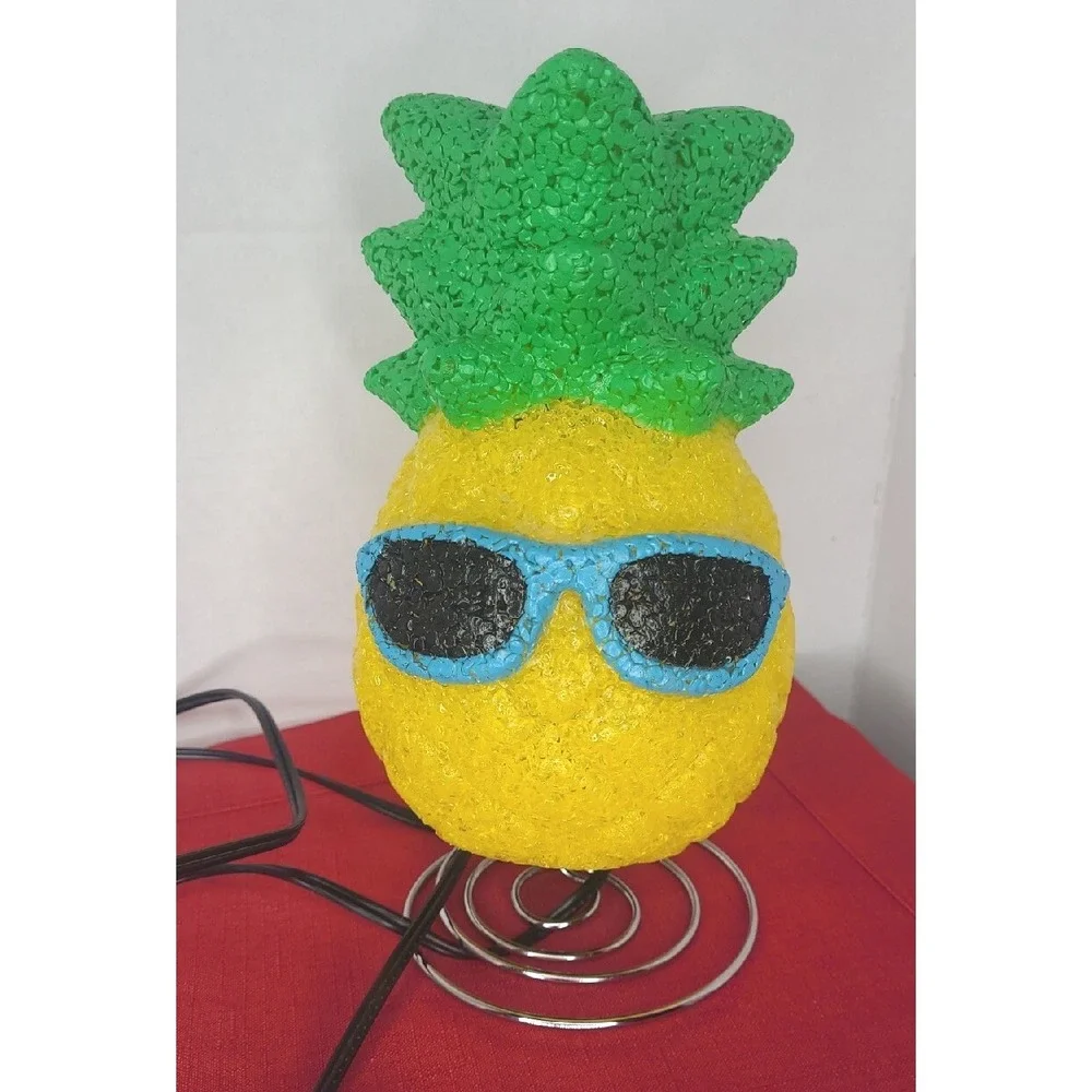 Pineapple Lamp With Glasses Textured Works‎ Pre-owned